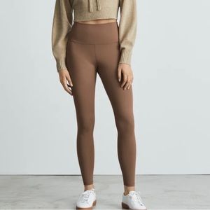 Everlane 28” Mocha The Perform 24/7® Legging size small